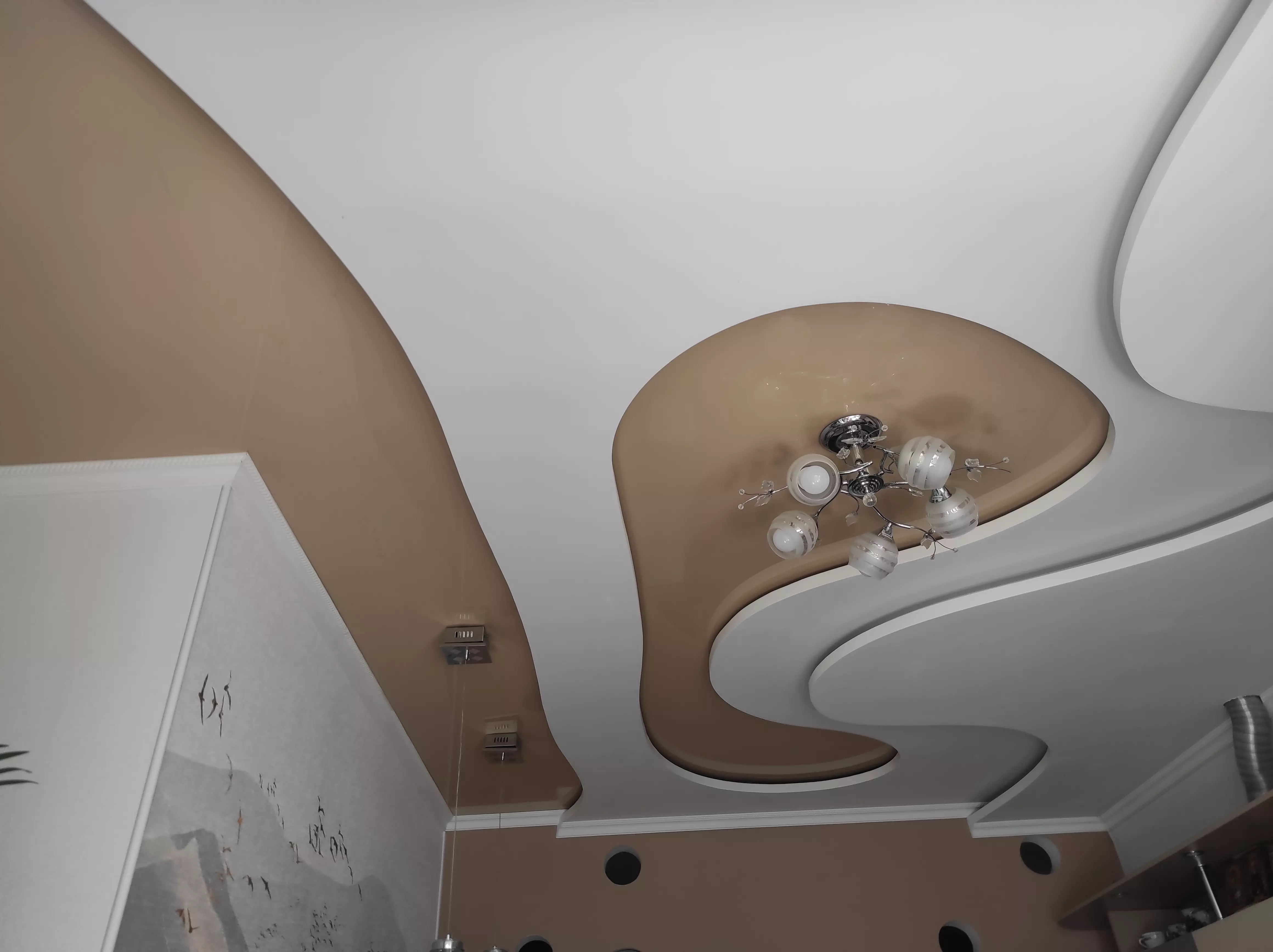 Шахты, проспект Ленинского Комсомола, 65, фото 1